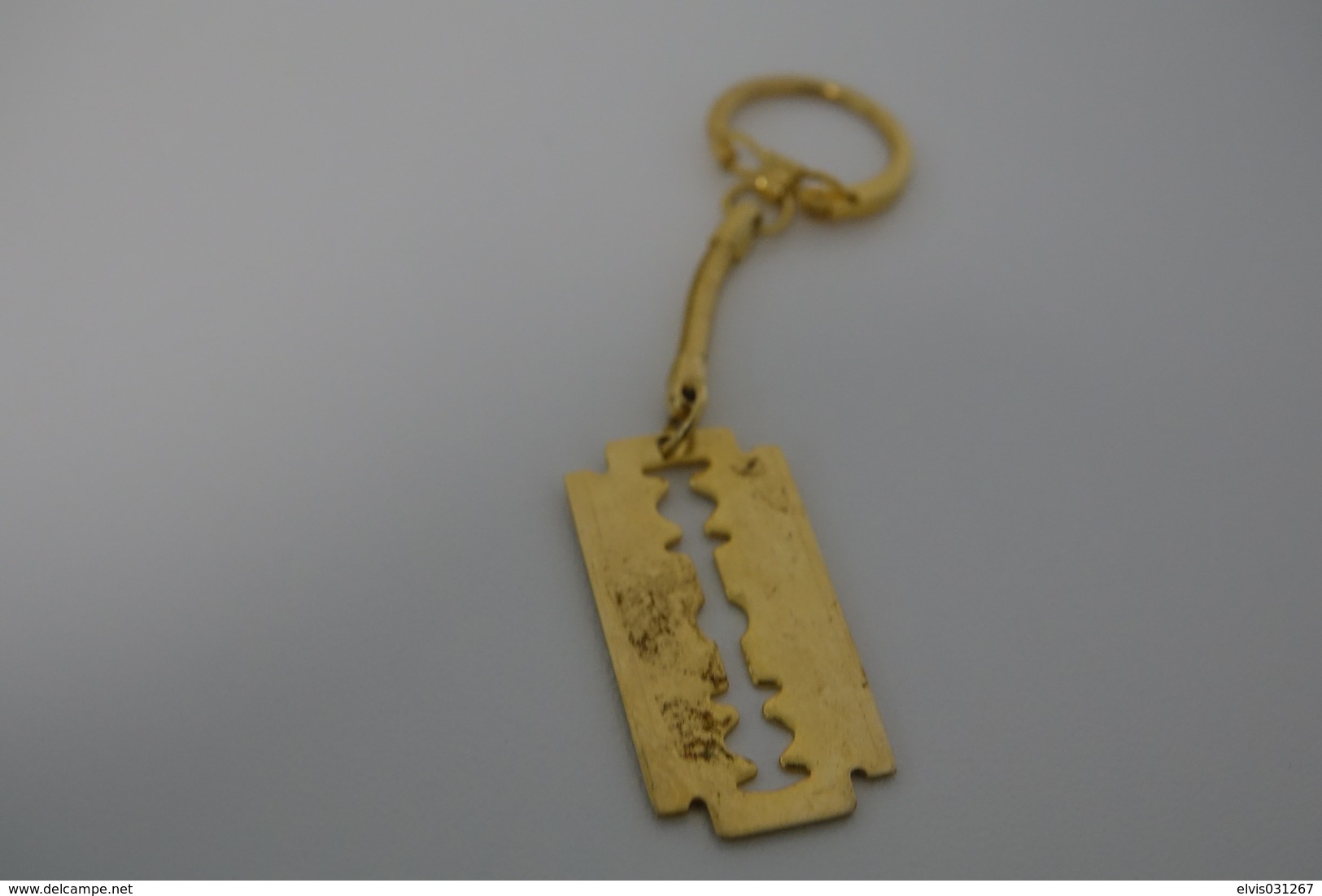 Vintage KEYCHAIN : RAZOR BLADE -  RaRe - 1980's - Porte-cles - Porte-clefs