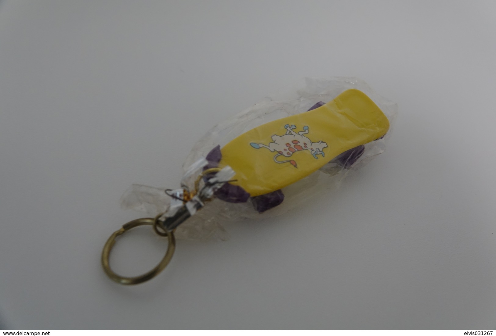 Vintage KEYCHAIN : PLASTIC SKATE BOARD - Original Cadeau Packaging  -  RaRe - 19**'s - Porte-cles - Porte-clefs