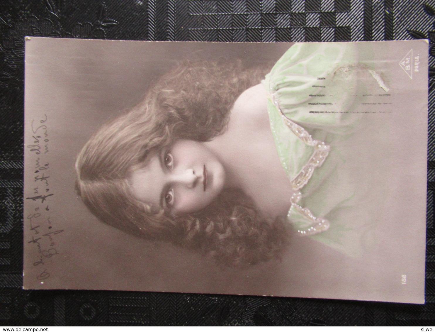 CP JEUNE FILLE  = POSTCARD BEAUTIFUL YOUNG GIRL - Portraits