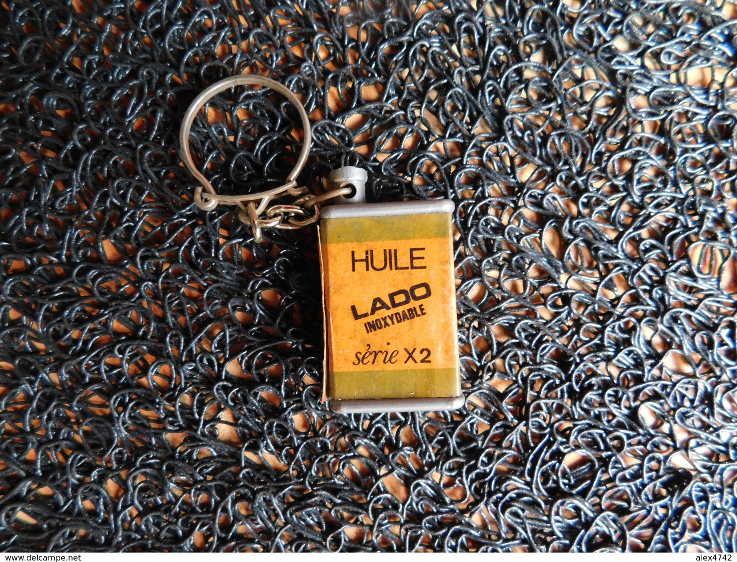 Porte-clefs Huile Lado Inoxydable, Série X 2   (Box 4-1) - Llaveros