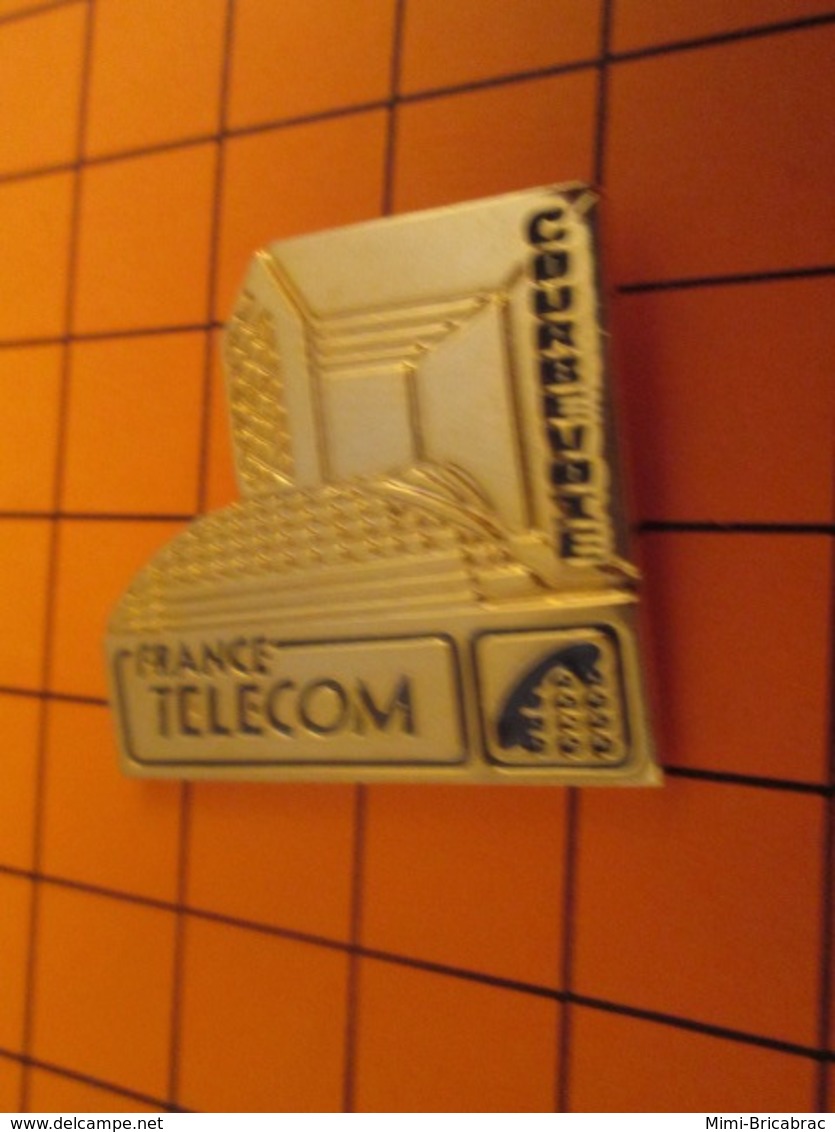 1418c PIN'S PINS / Rare Et De Belle Qualité ! / Thème : FRANCE TELECOM / COURBEVOIE ARCHE DE LA DEFENSE - France Telecom