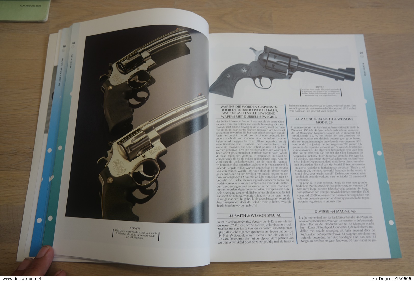 Militaria - BOOKS : Geweren & Pistolen - 128 Pages - 28x20x1cm - Soft Cover - Armes Neutralisées