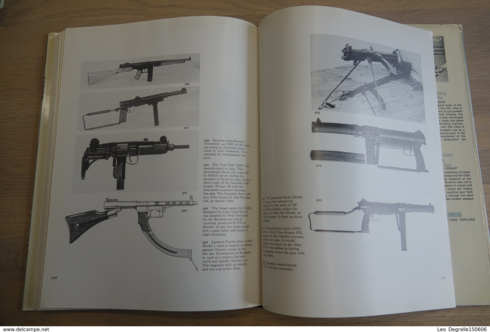 Militaria - BOOKS : Pictorial History of the Sub-Machinegun - 224 pages - 28x21x2cm - Hard Cover