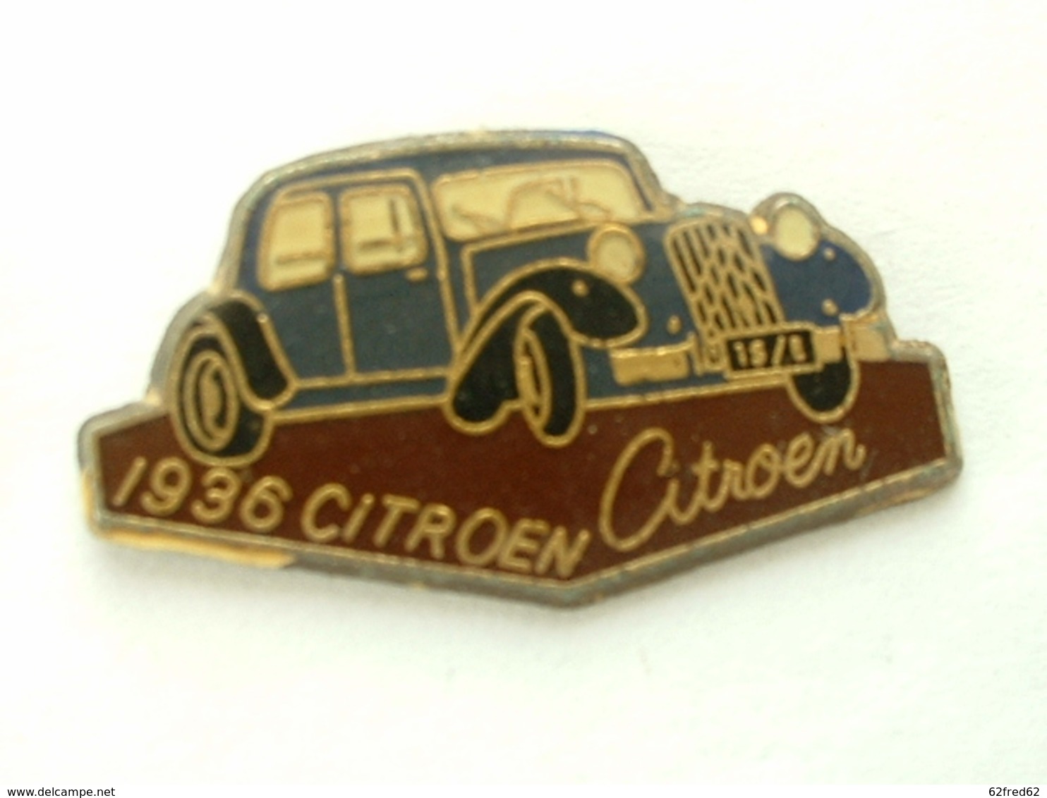 Pin's CITROËN TRACTION 1936 - Citroën