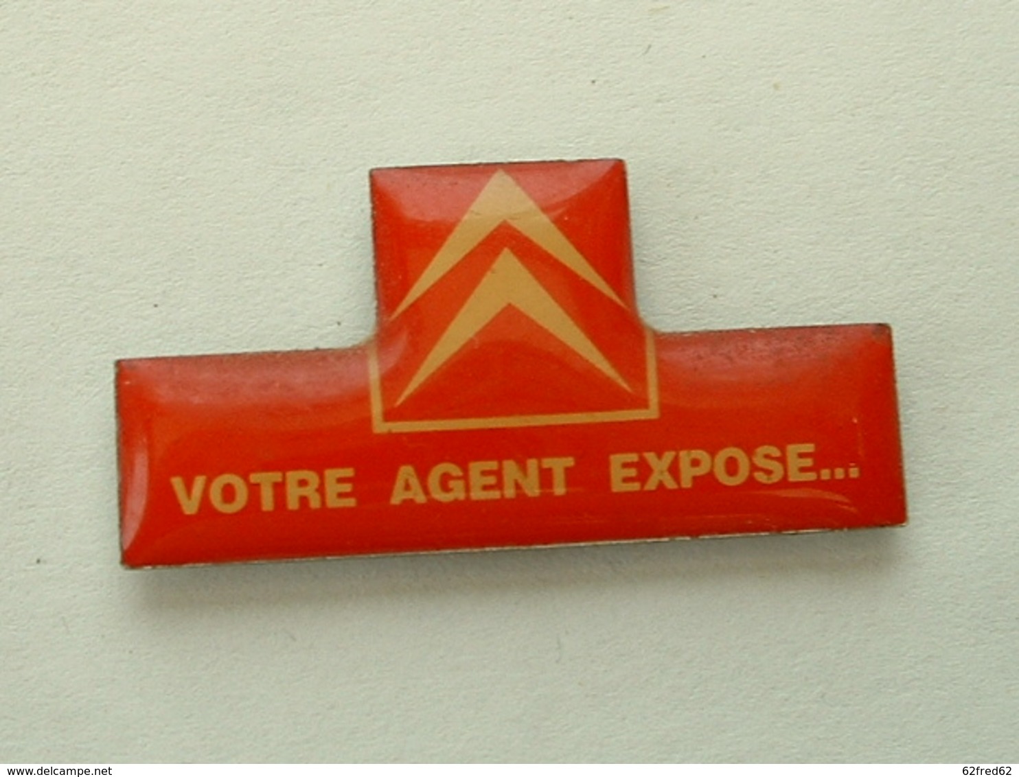 Pin's CITROËN - VOTRE AGENT EXPOSE ... - Citroën