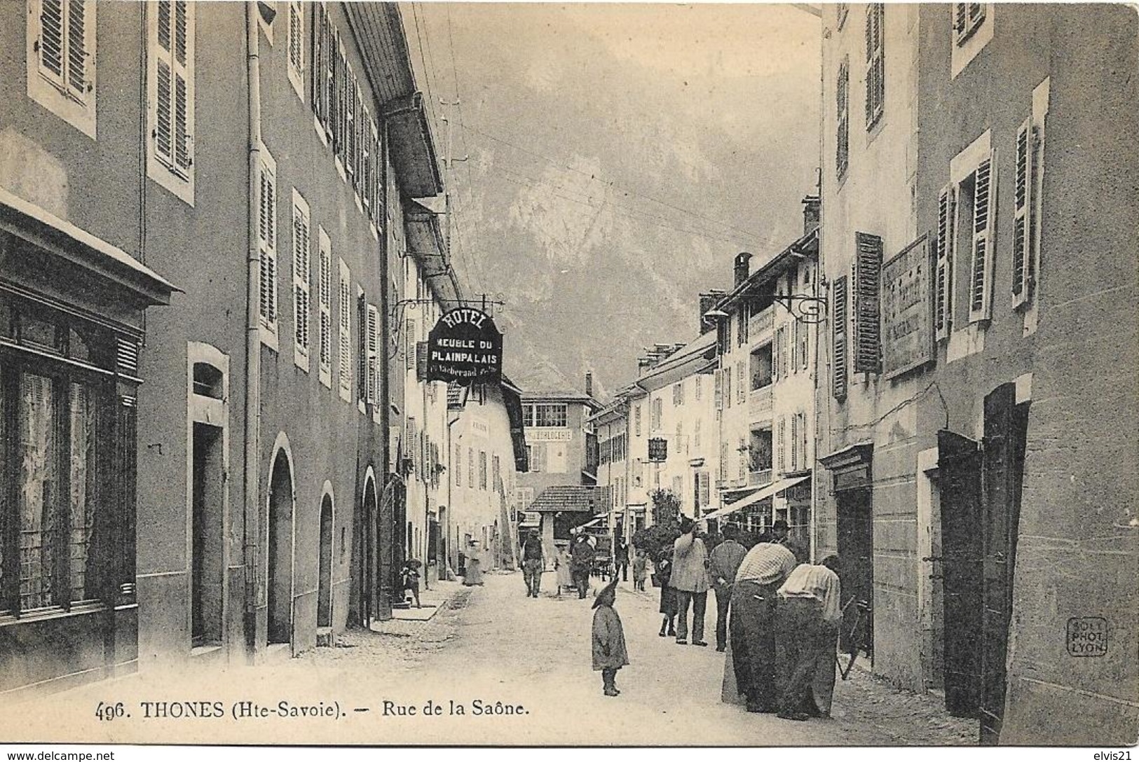 Beau lot de 50 cartes postales diverses Villages,marchés,brodées,  ... Mise à prix 1 Euro !!!