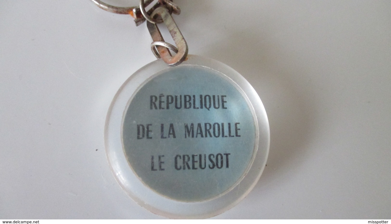 Porte Clé Ancien République De La Marolle Le Creusot - Sleutelhangers