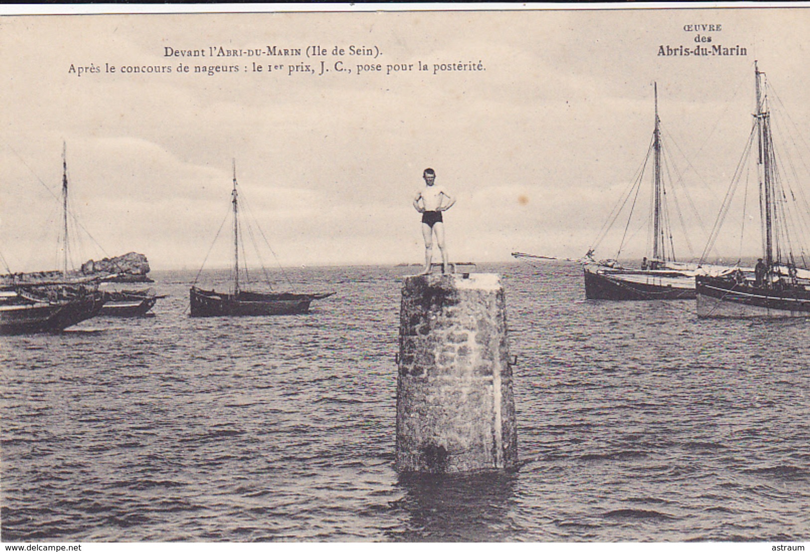 Cpa -29-ile De Sein-abris Du Marin--concours De Nageurs - Ile De Sein