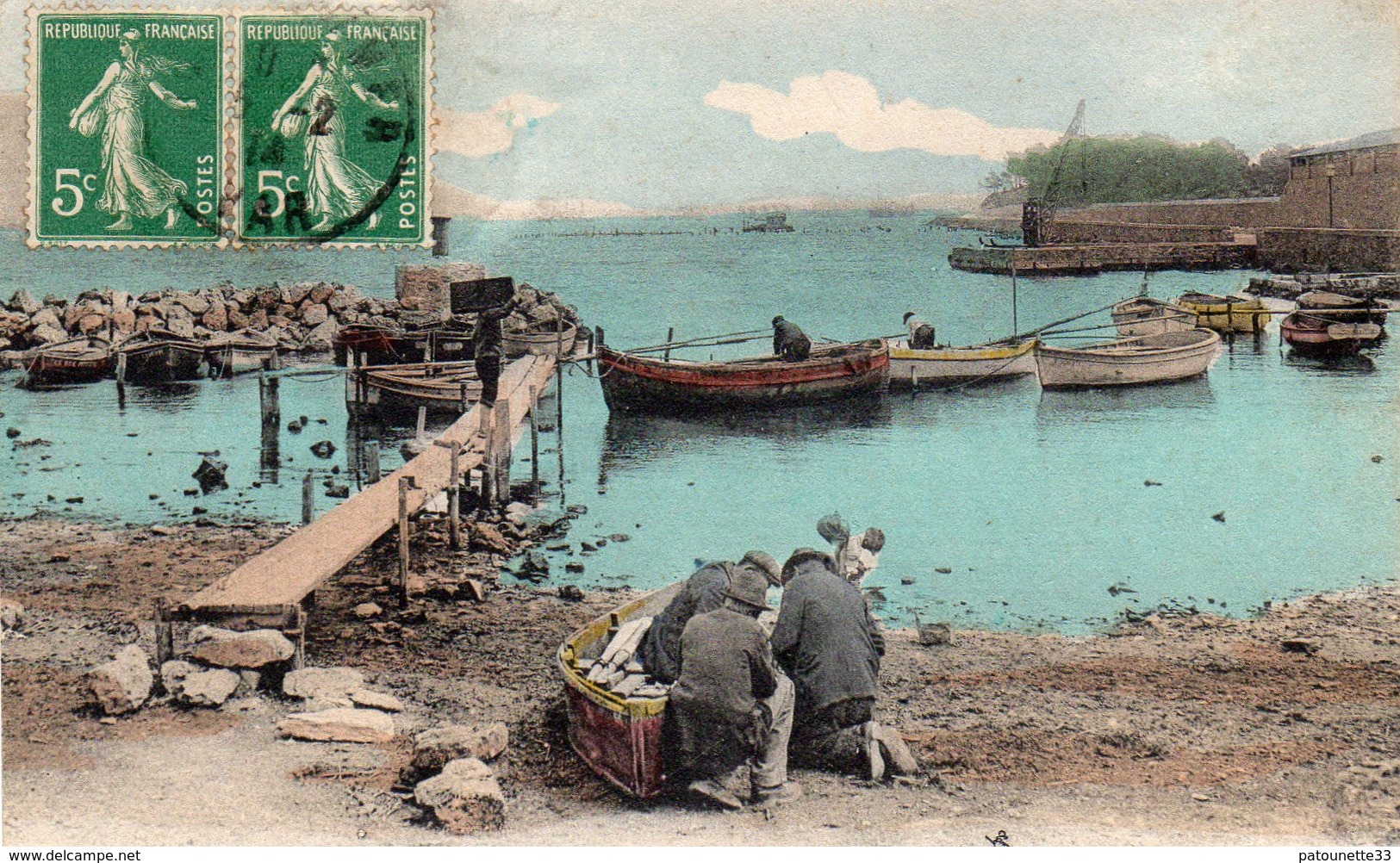 83  LA SEYNE L' ANSE DES MOUISSEQUES ANIMEE PECHEURS BARQUES - La Seyne-sur-Mer