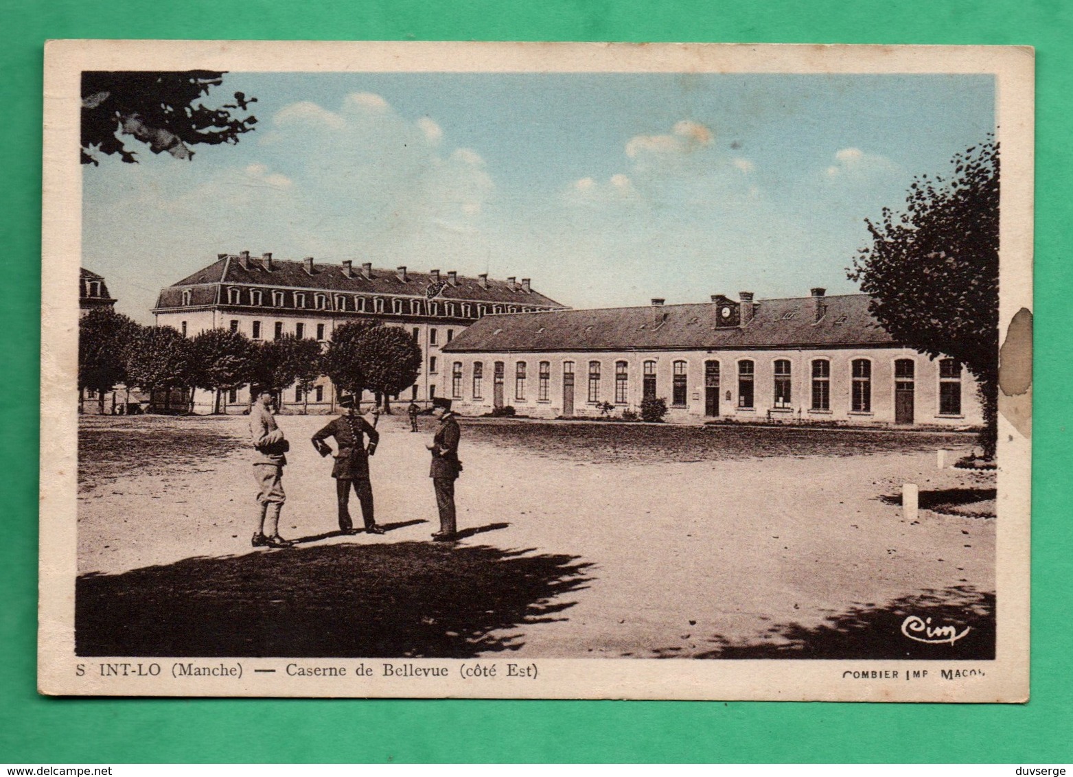 50 Manche Saint Lo Caserne De Bellevue Coté Est (petite Tache D ' Encre Voir Scans) - Saint Lo