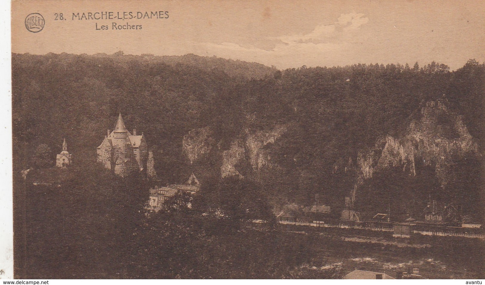 MARCHE LES DAMES / LES ROCHERS ET LE CHATEAU - Namur