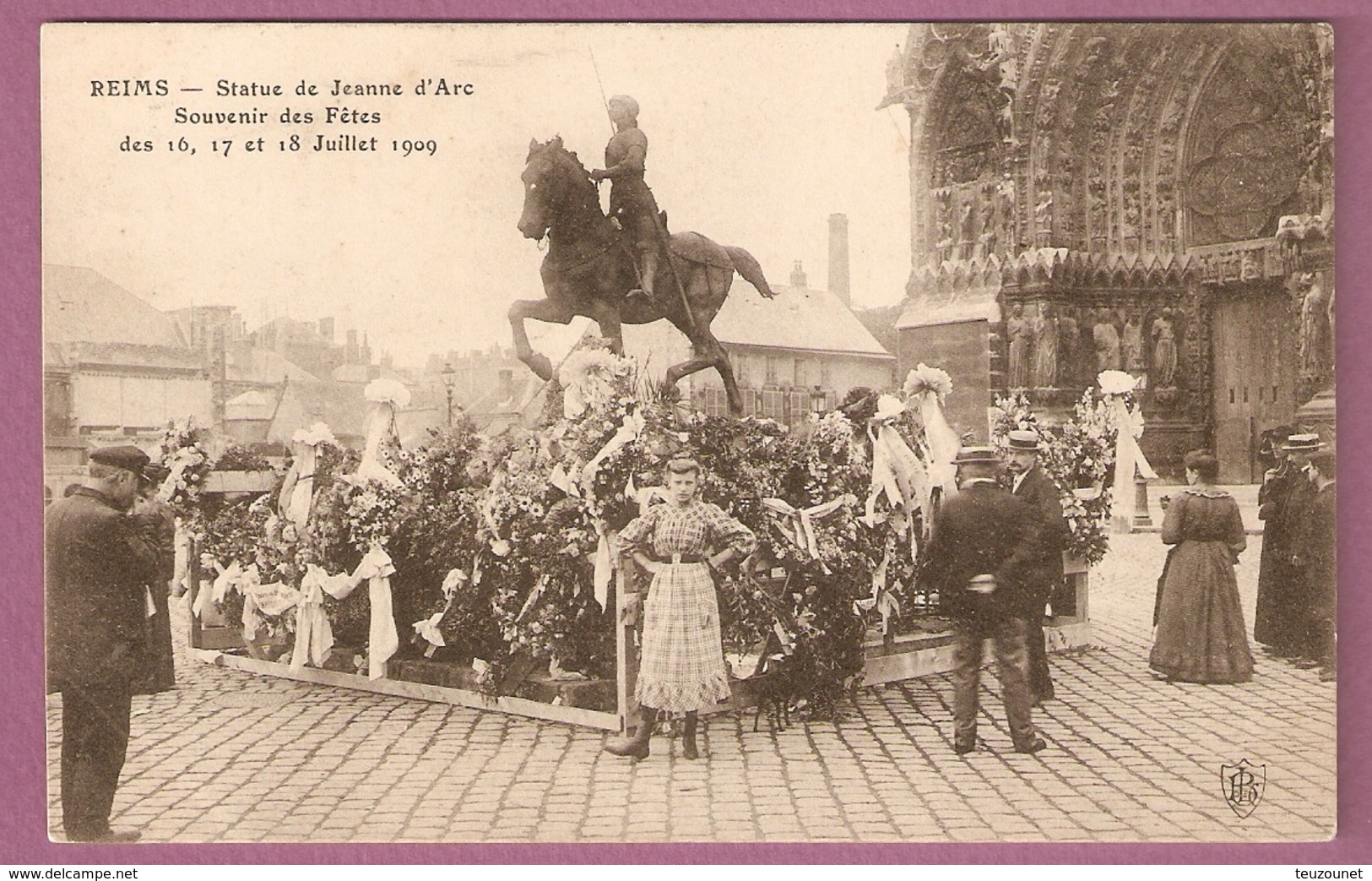Cpa Reims Statue De Jeanne D'Arc Souvenir Des Fetes Des 16, 17 Et 18 Juillet 1909  - 2 Scans - Reims