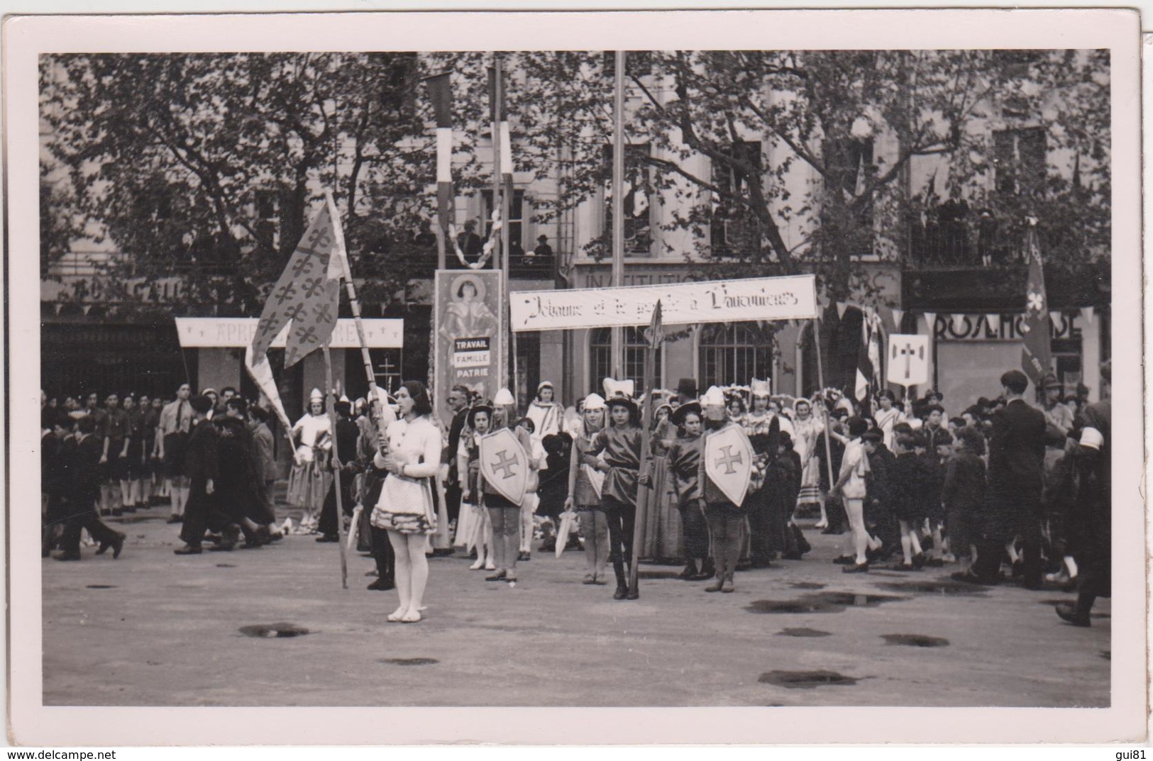 Carte Postale Photo - Travail Famille Patrie - Patriotic