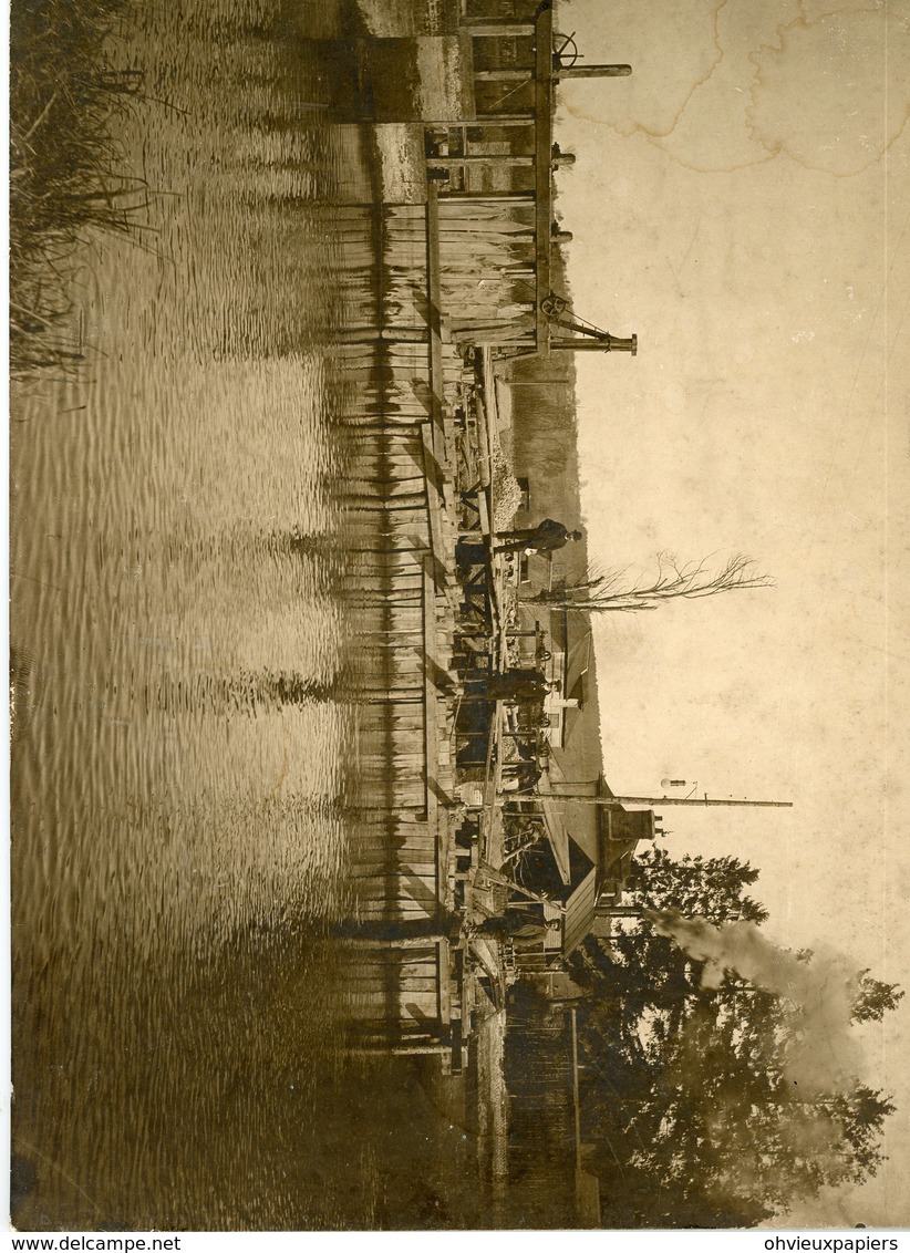 Installation Du Barrage  De Valleville Sur La Risle  LOUIS SALENTEY  Et  FILS - Plaatsen