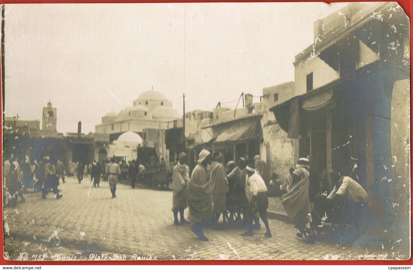 Photo TUNIS Plafz Bab Souika -Au Dos Calendrier 1922  PICCADILLY -Grand Tailleur -17 Av. De Paris -TunisBeau Document- - Places