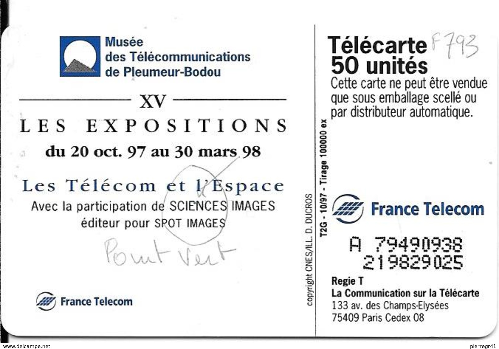 CARTE-PUBLIC-F 793.V2-50U-SO3-JD-10/97-PLEUMEUR-XV- Les TELECOM-et L ESPACE-V°-Point Bleu-UTILISE-TBE - 1997