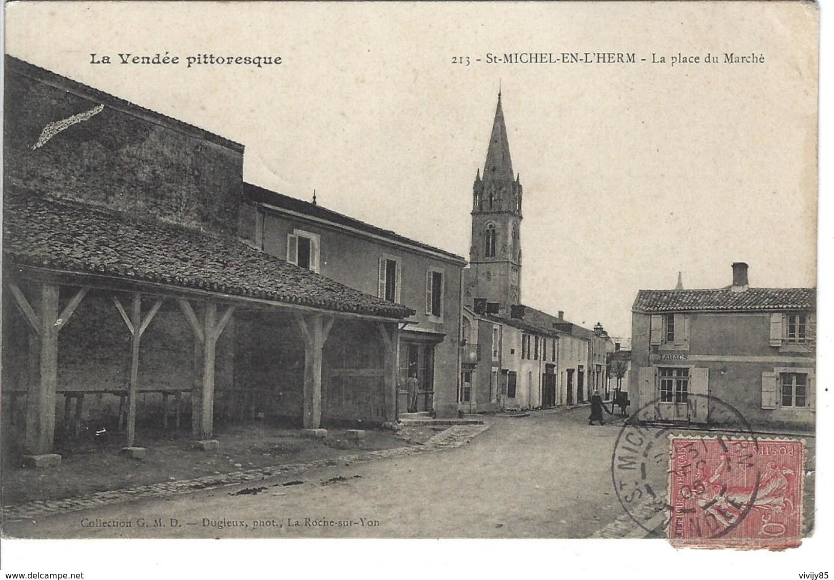 85 - St MICHEL EN L ' HERM -  Belle Vue Animée De La Place Du Marché - Saint Michel En L'Herm