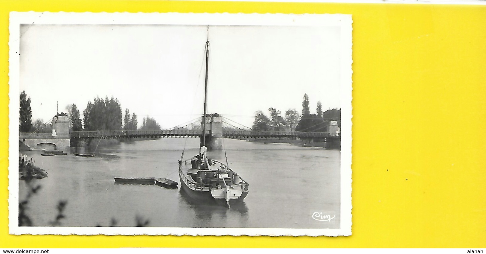 GUITRES Le Pont Route De Bordeaux-Paris (Combier) Gironde (33) - Autres & Non Classés