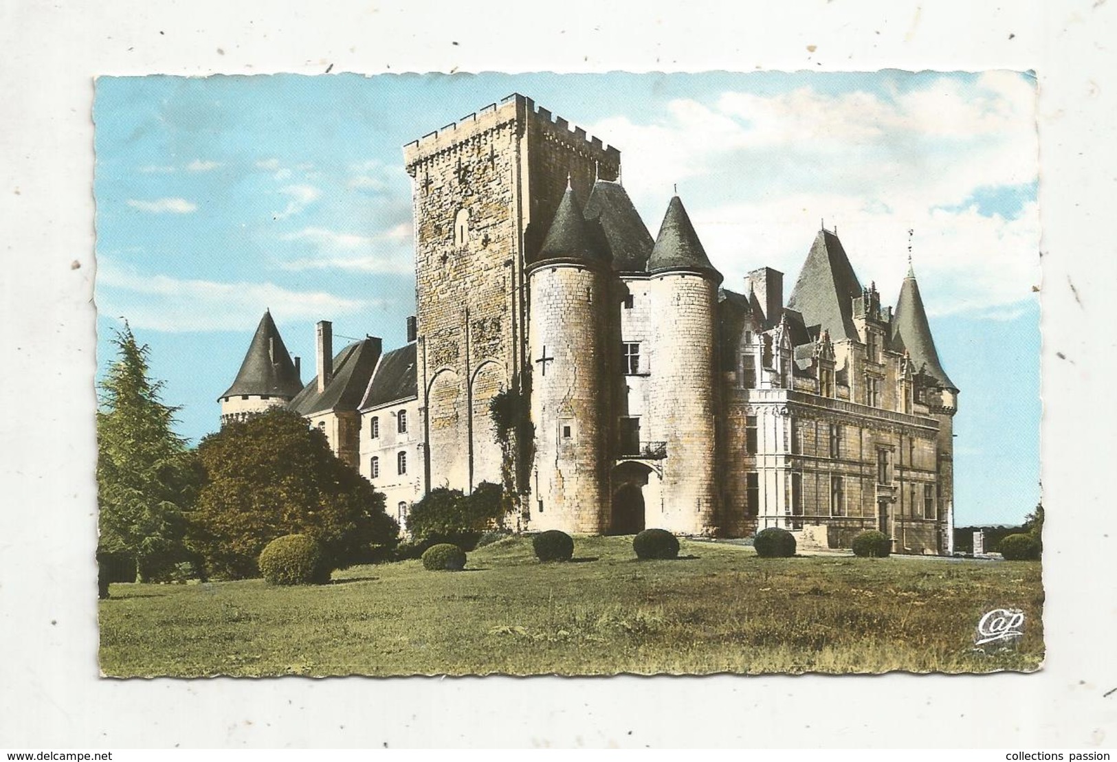 Cp , 16 , LA ROCHEFOUCAULD , Le Château,  Voyagée 1964 - Other & Unclassified