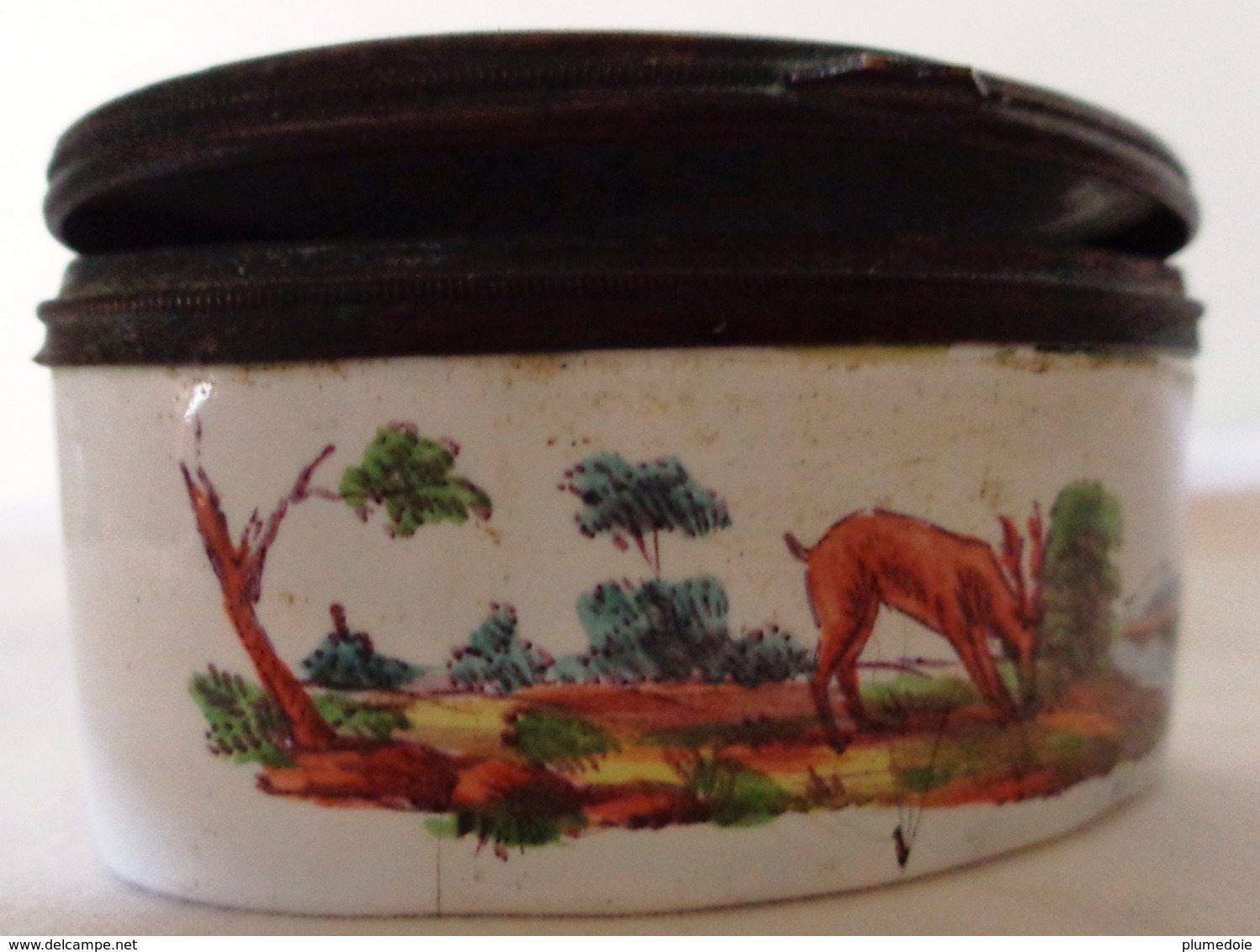 XVIII ° à restaurer PETITE BOÎTE TABATIERE SCENES DE CHASSE SANGLIER & CERF . SIGNATURE . ANTIQUE TOBACCO SNUFF BOX .