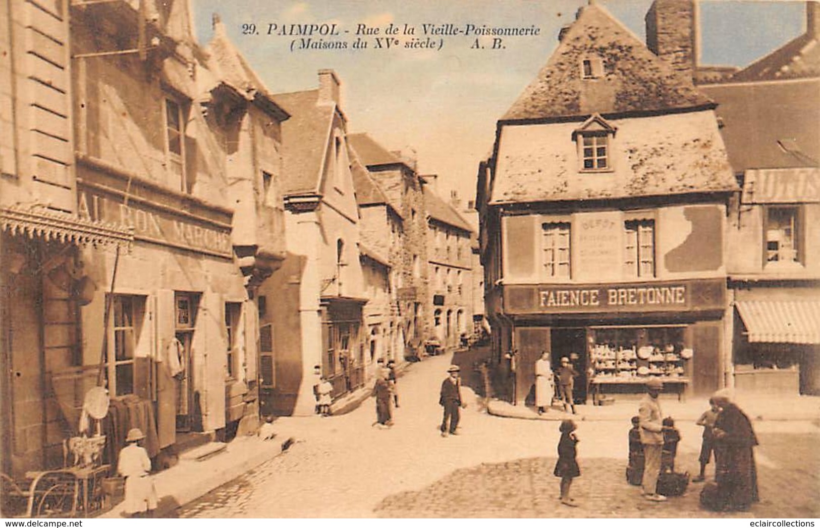 Paimpol       22       Vieille Maison  Rue De La Vieille Poissonnerie . Faïence Bretonne    4   (voir Scan) - Paimpol