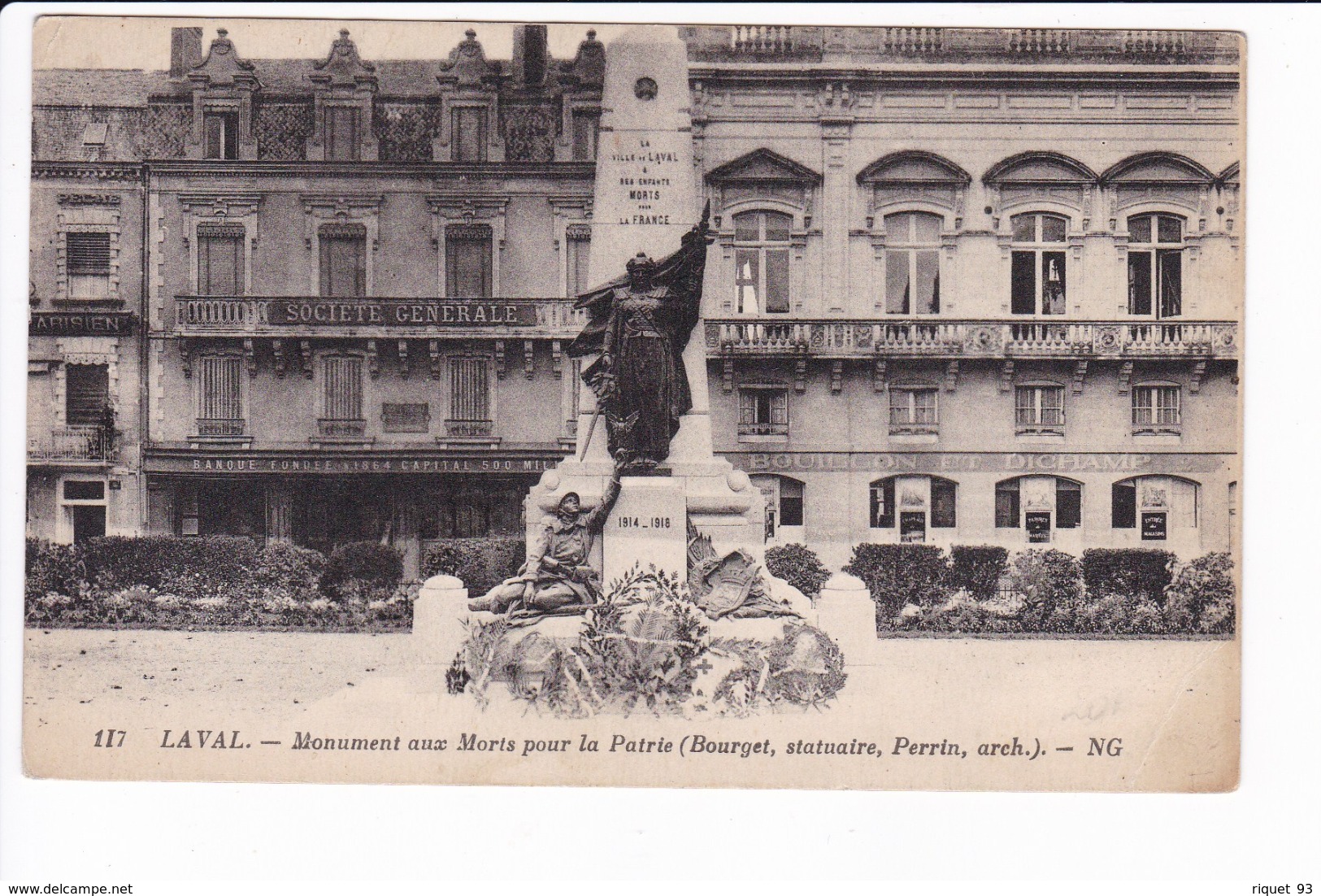 LAVAL - Monument Aux Morts Pour La Patrie - Laval