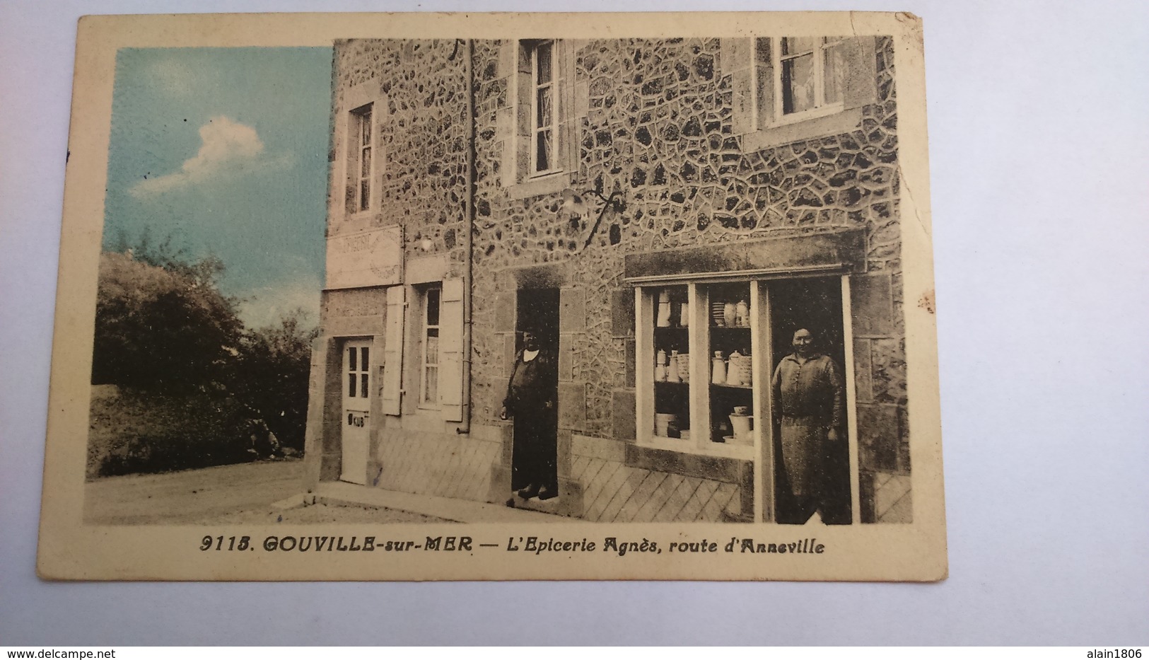 Carte Postale ( V7 ) Ancienne De Gouville Sur Mer , L épicerie AGNES , Route D Anneville - Autres & Non Classés