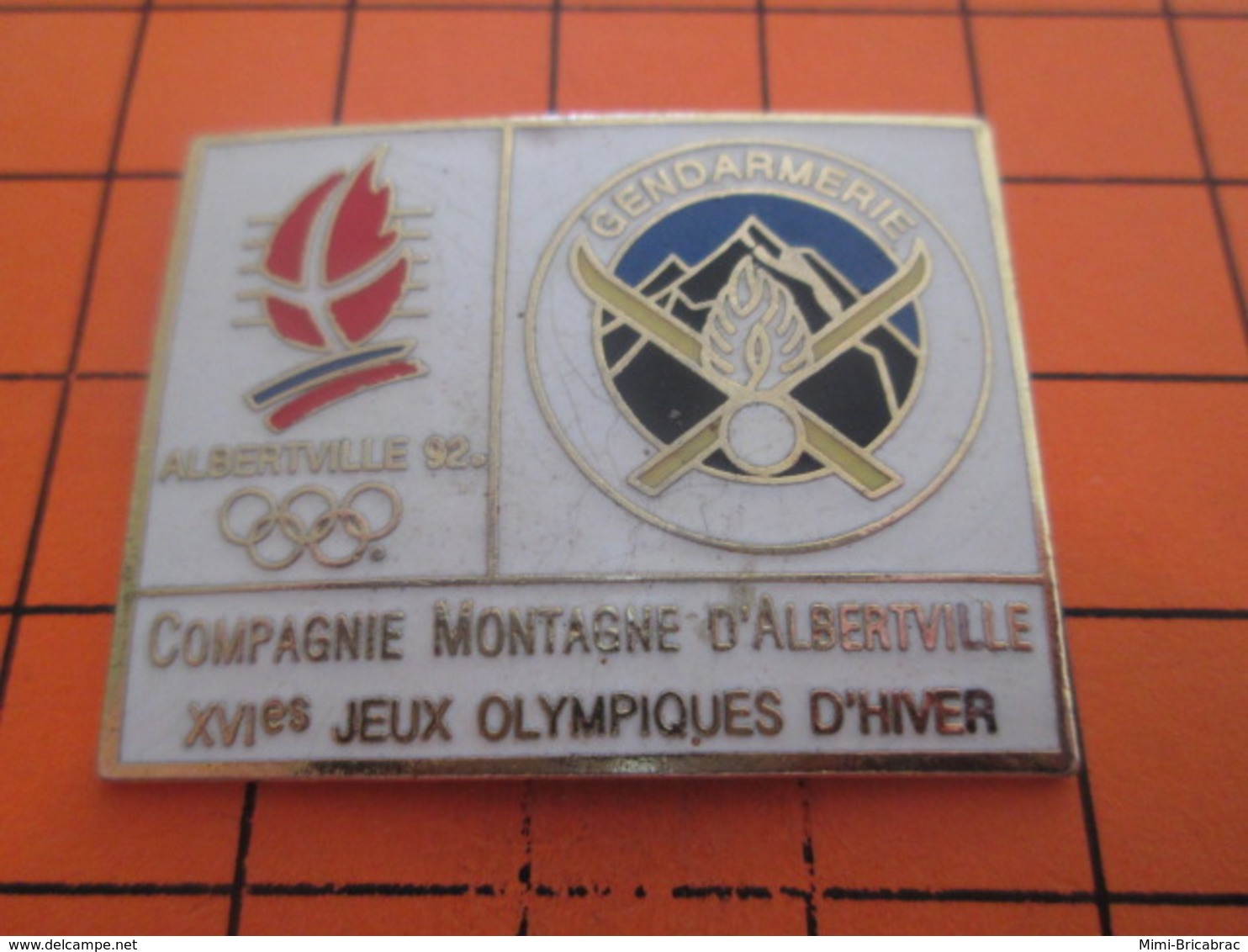 1115b PIN'S PINS / Rare Et De Belle Qualité ! / Thème : JEUX OLYMPIQUES / ALBERTVILLE GENDARMERIE 1992 COMPAGNIE DE MONT - Jeux Olympiques