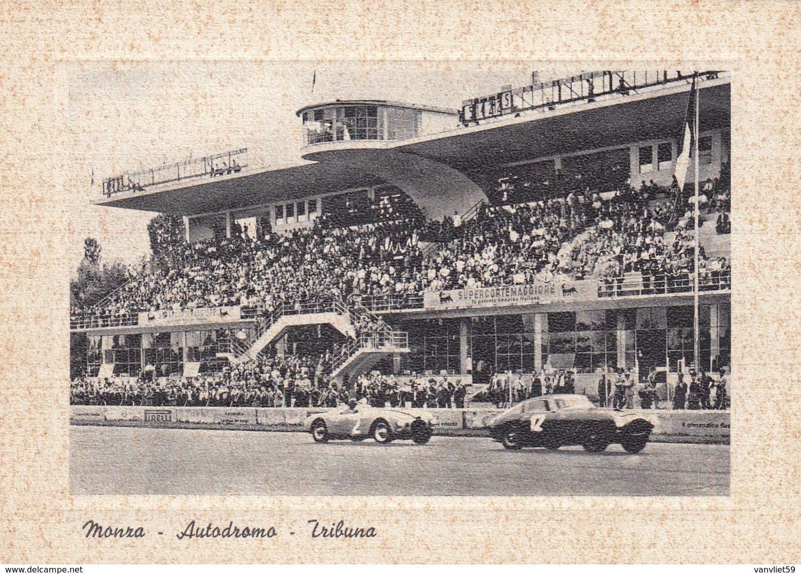 Monza-autodromo-tribuna- CORSA CON AUTO-CARTOLINA NON VIAGGIATA ANNO 1950-1955 - Monza