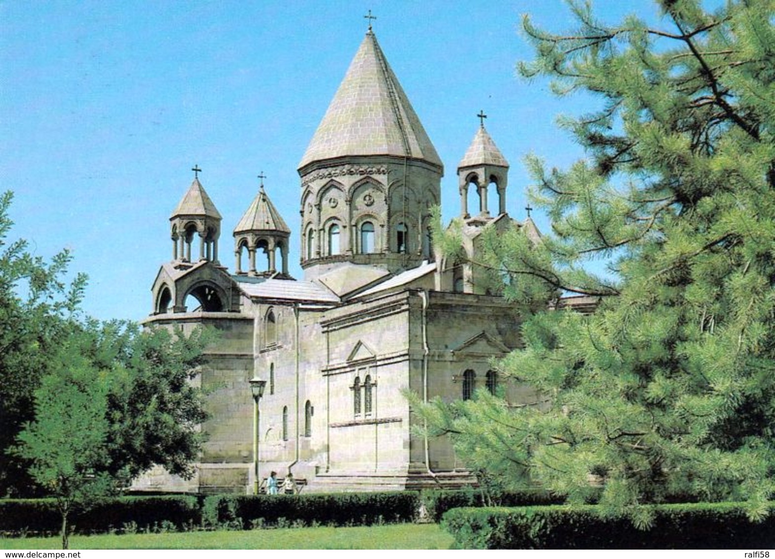 1 AK Armenien * Kathedrale Von Etschmiadsin - Erbaut Anfang Des 4. Jahrhunderts Und Seit 2000 UNESCO Weltkulturerbe * - Armenien