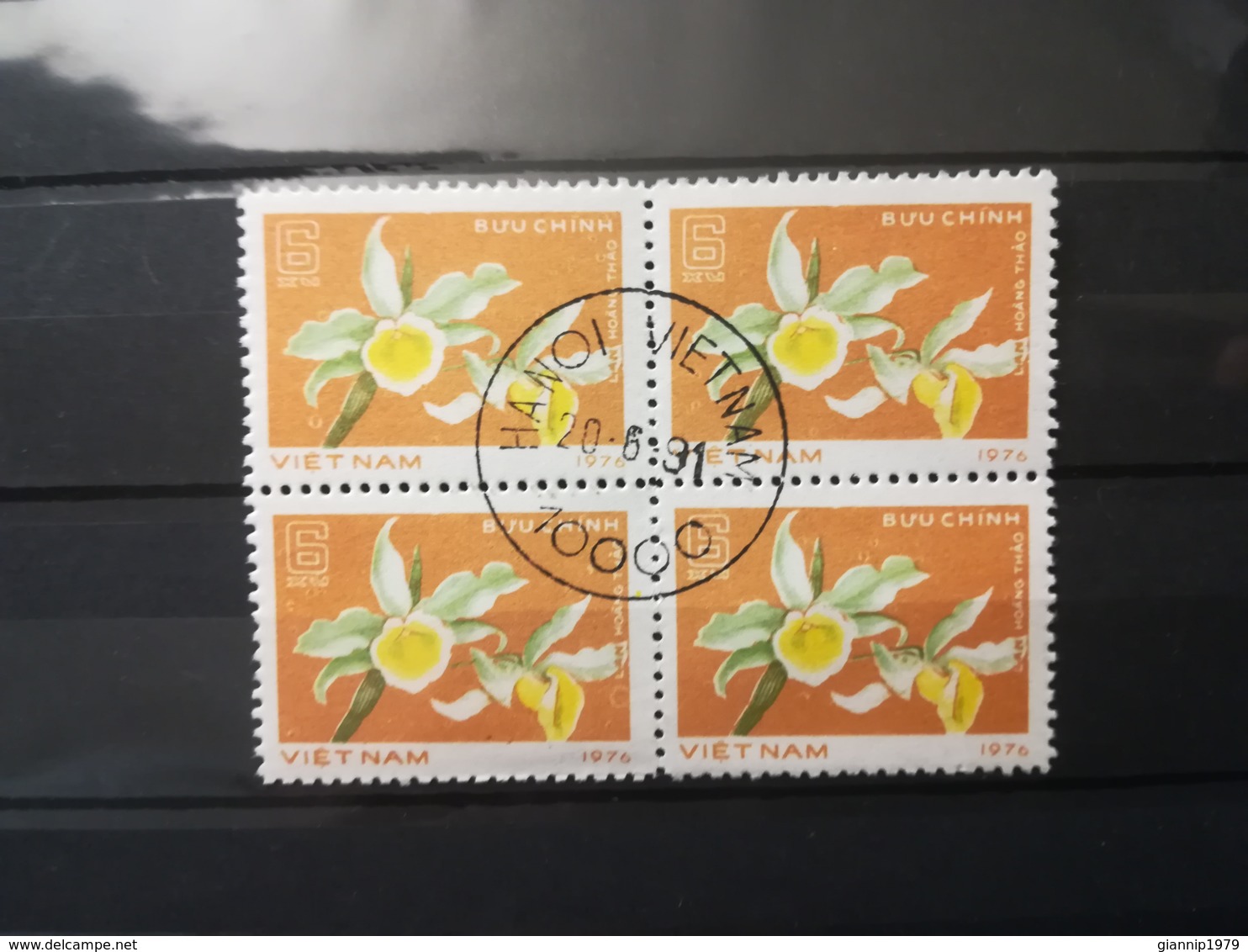 FRANCOBOLLI STAMPS VIETNAM VIET NAM 1976 USED SERIE FIORI FLOWERS QUARTINA DA FOGLIO - Vietnam