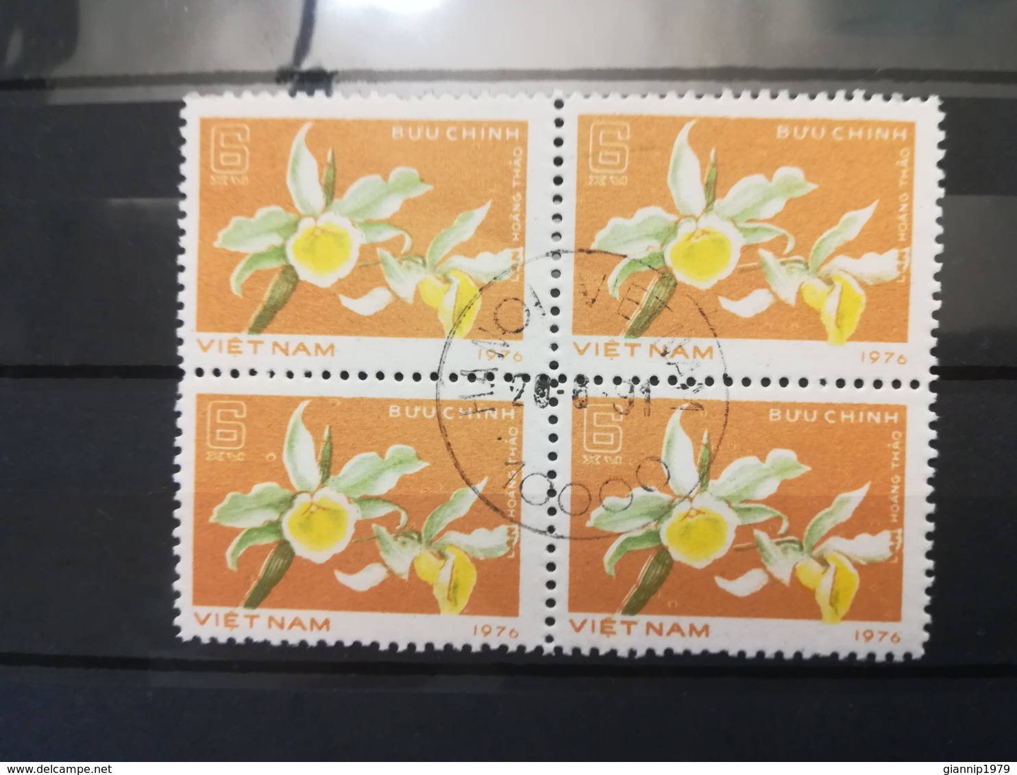 FRANCOBOLLI STAMPS VIETNAM VIET NAM 1976 USED SERIE FIORI FLOWERS QUARTINA DA FOGLIO - Vietnam