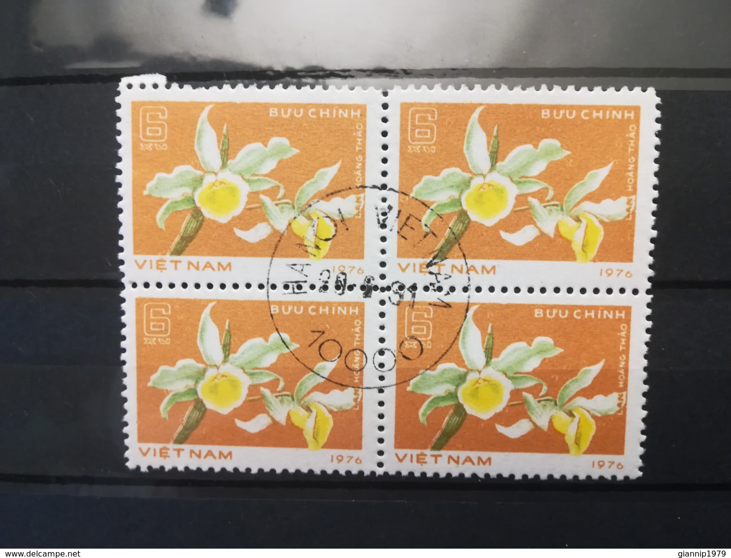 FRANCOBOLLI STAMPS VIETNAM VIET NAM 1976 USED SERIE FIORI FLOWERS QUARTINA DA FOGLIO - Vietnam