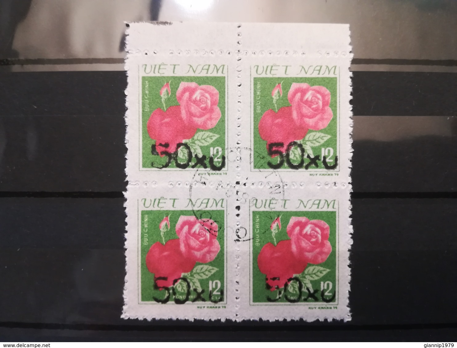 FRANCOBOLLI STAMPS VIETNAM VIET NAM 1984 USED SERIE ROSE ROSES SOVRASTAMPATE OVERPRINT QUARTINA DA FOGLIO - Vietnam