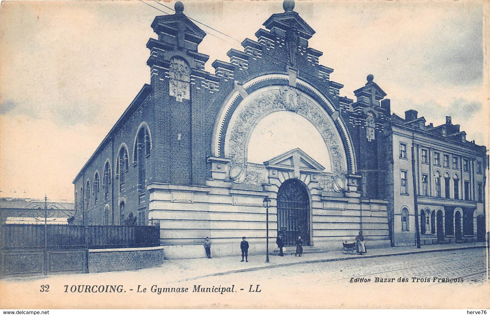 TOURCOING - Le Gymnase Municipal - Tourcoing