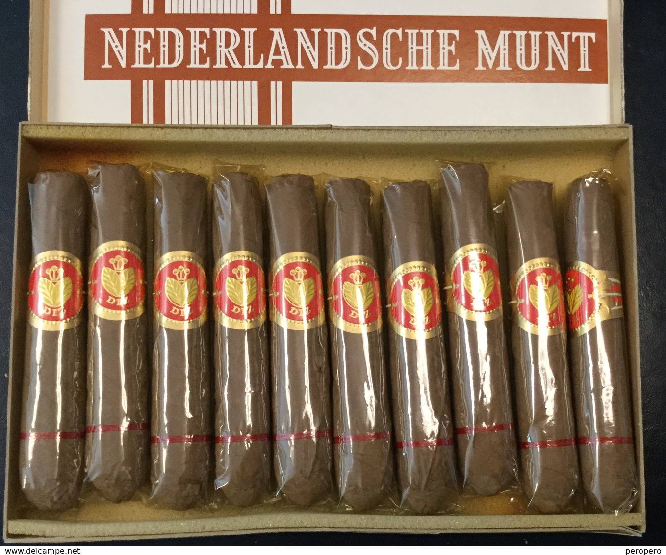 FULL    TOBACCO  BOX    CIGARS   MARIANNE  NEDERLANDSCHE MUNT - Boites à Tabac Vides