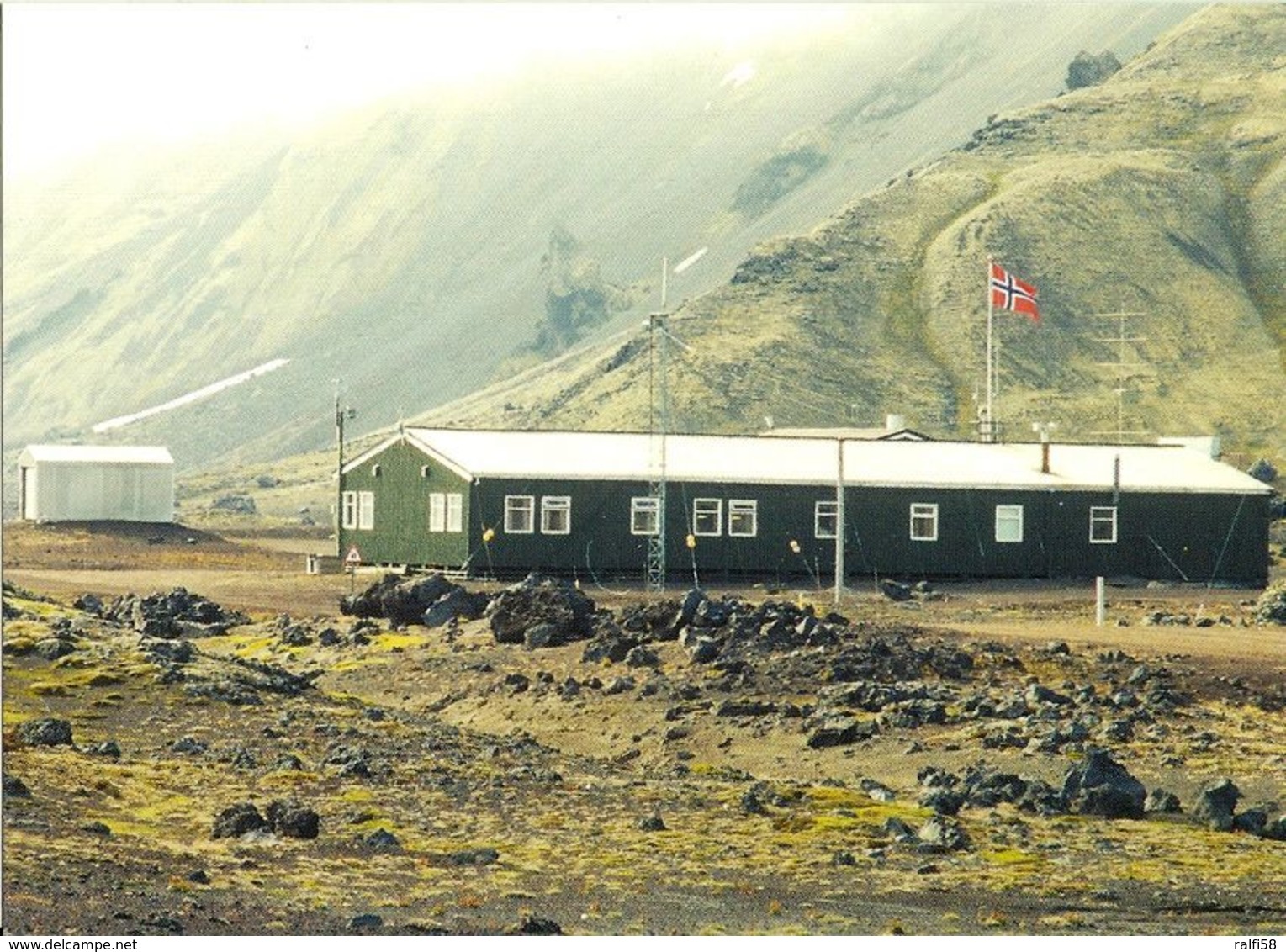 1 AK Insel Jan Mayen * Olonkinbyen - Einzige Siedlung Mit Wetterstation, Militärposten Und D. Mannschaft Der Sendeanlage - Norvège