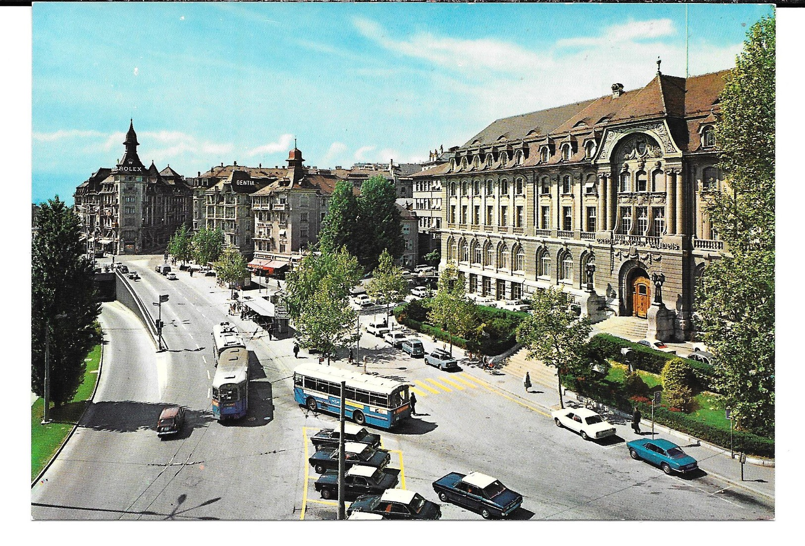 Cpsm Lausanne - La Place Chauderon . ( édit. Marco Danzi & Co). - Lausanne