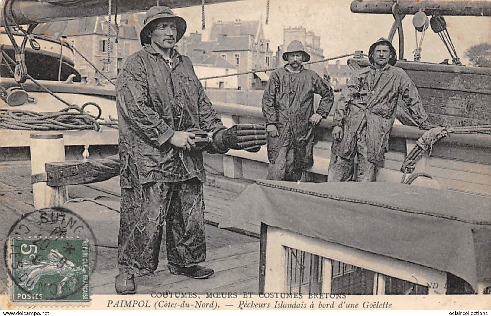 Paimpol       22     C.M.C.B  .  Pêcheurs Islandais A Bord D'une  Goêlette     (voir Scan) - Paimpol