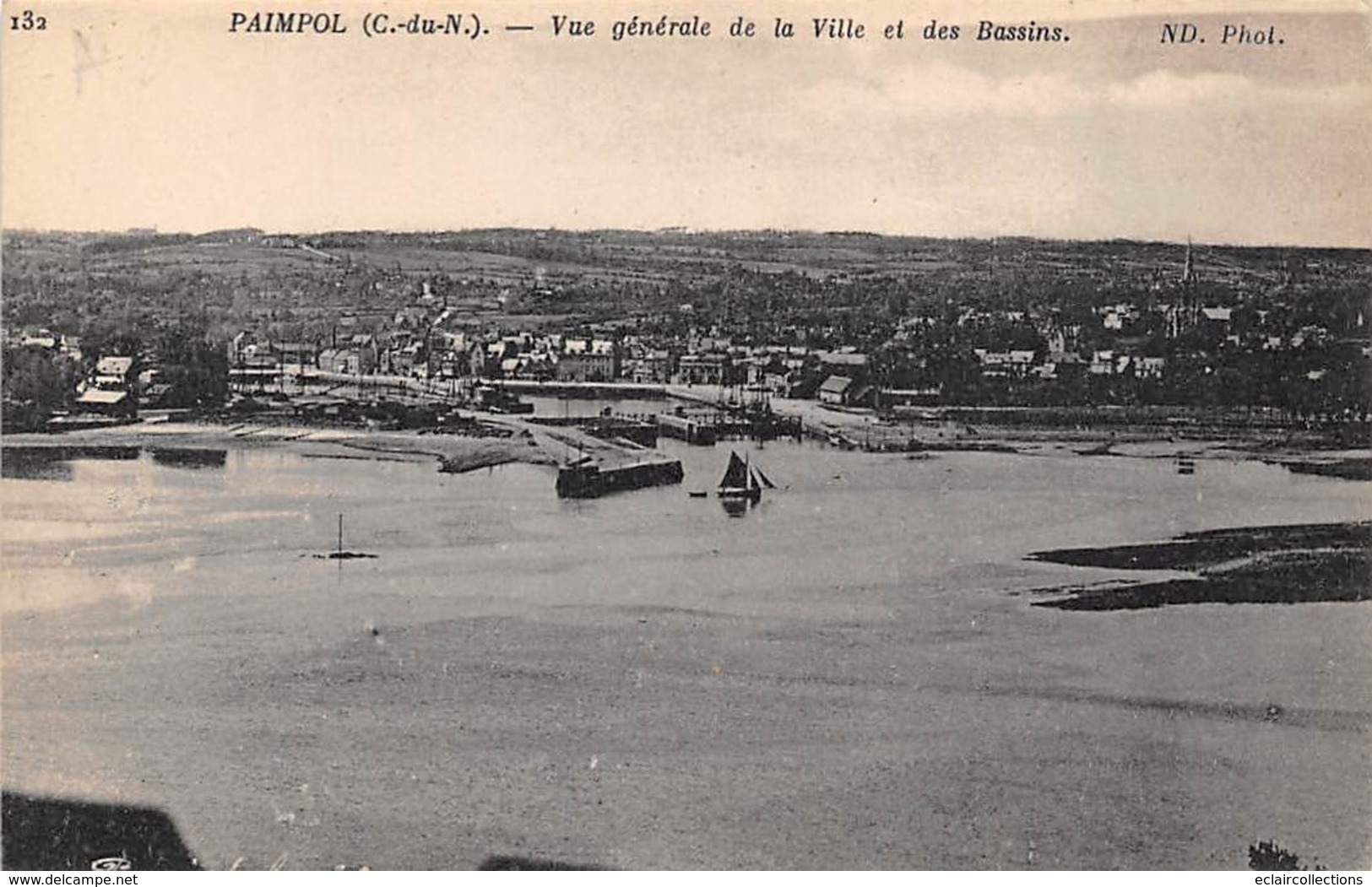 Paimpol       22       Vue Générale De La Ville Et Des Bassins     (voir Scan) - Paimpol