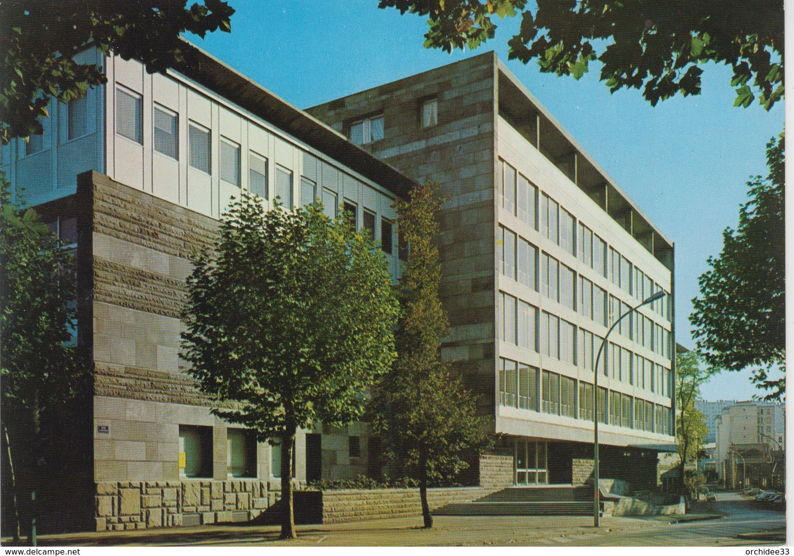 CPSM Clermont-Ferrand - L'Ecole Nationale Des Impôts - Clermont Ferrand