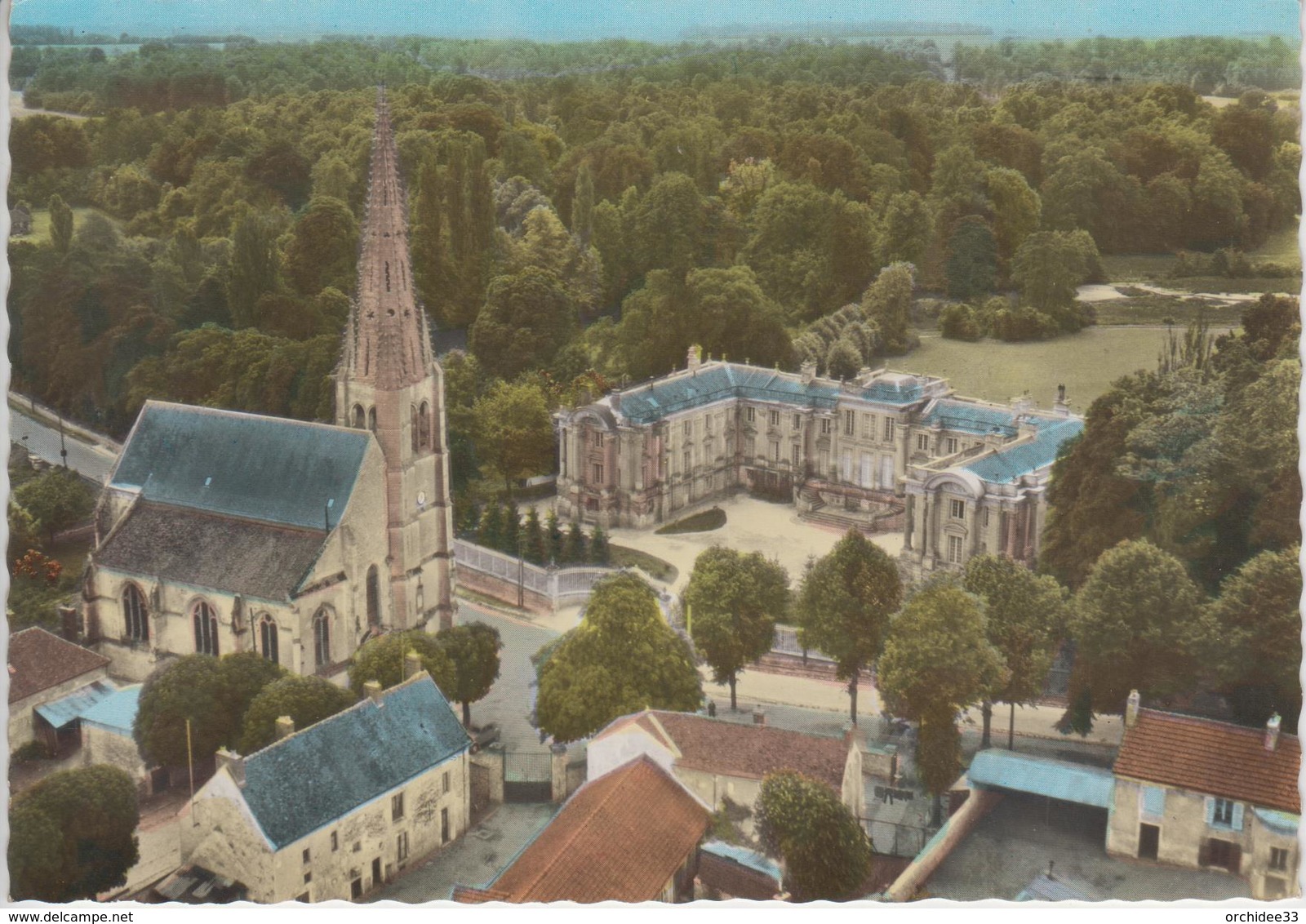 CPSM Versigny - En Avion Au-dessus De ... Versigny - L'église - Le Château - Autres & Non Classés