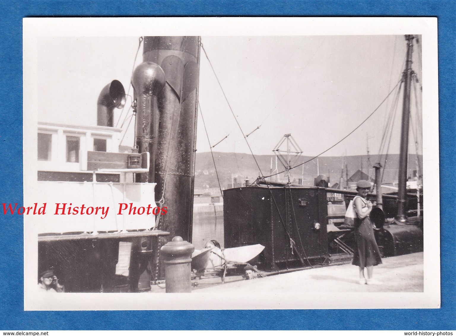 Photo Ancienne Snapshot - Port à Situer - Beau Bateau à Identifier - Coeur Amour Ship Boat Normandie ? Bretagne ? - Barcos