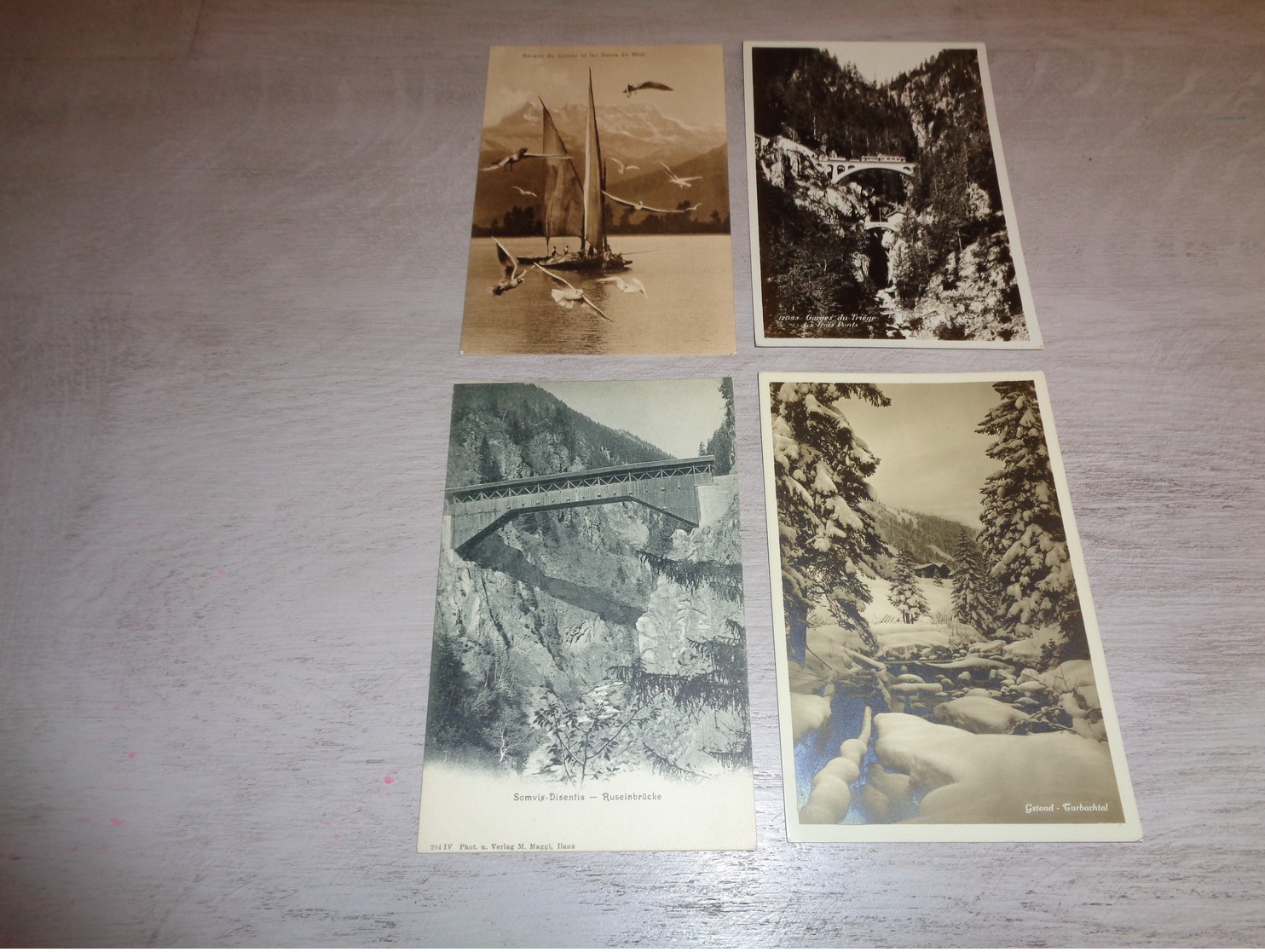 Beau lot de 60 cartes postales de Suisse    Mooi lot van 60 postkaarten van Zwitserland  Switserland  Svizzera  Sweiz