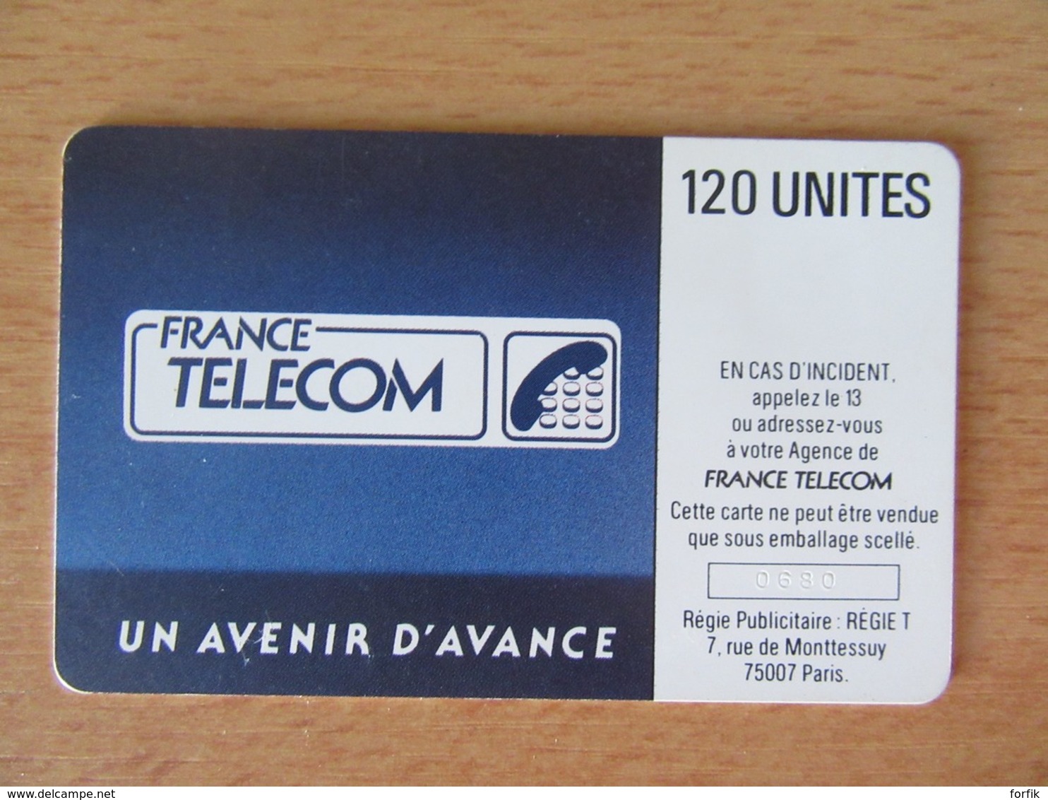 France - Télécarte "Soleil Bleu" F30 120U - 1988 - Utilisée - SO2 - TBE - 1988