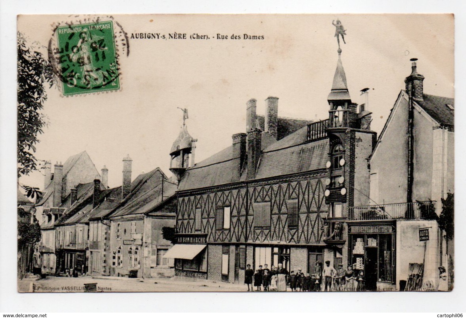 - CPA AUBIGNY-SUR-NÈRE (18) - Rue Des Dames 1913 (avec Personnages) - Photo VASSELLIER - - Aubigny Sur Nere