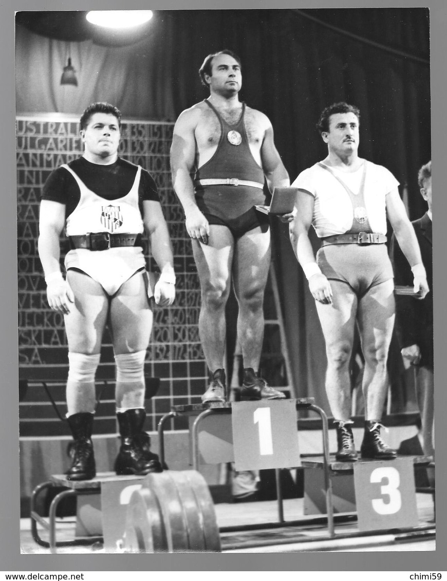 Photo Muscular Men Guy Weightlifting - Homme - Garcon - Men STOCKHOLM 1958 - SHEPPARD DAVE - VESELINOV - VOROBYEV - Persone Anonimi