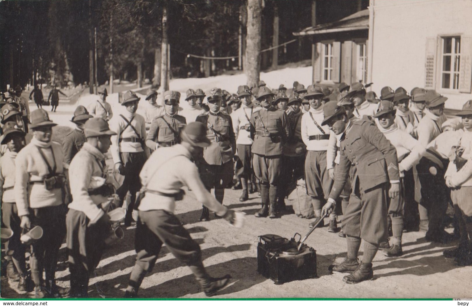 Alpini. Rancio. Gavetta. Alpini. Militare. Soldato. Uniforme. Divisa, Soldati.  84 - Uniformi