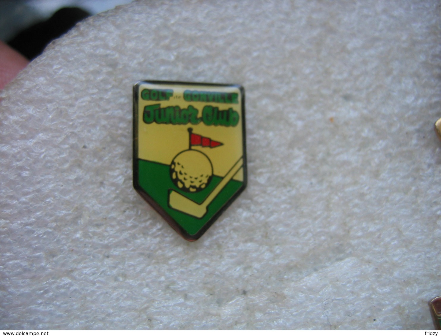 Pin's Du Golf De GONVILLE, Junior - Club - Golf