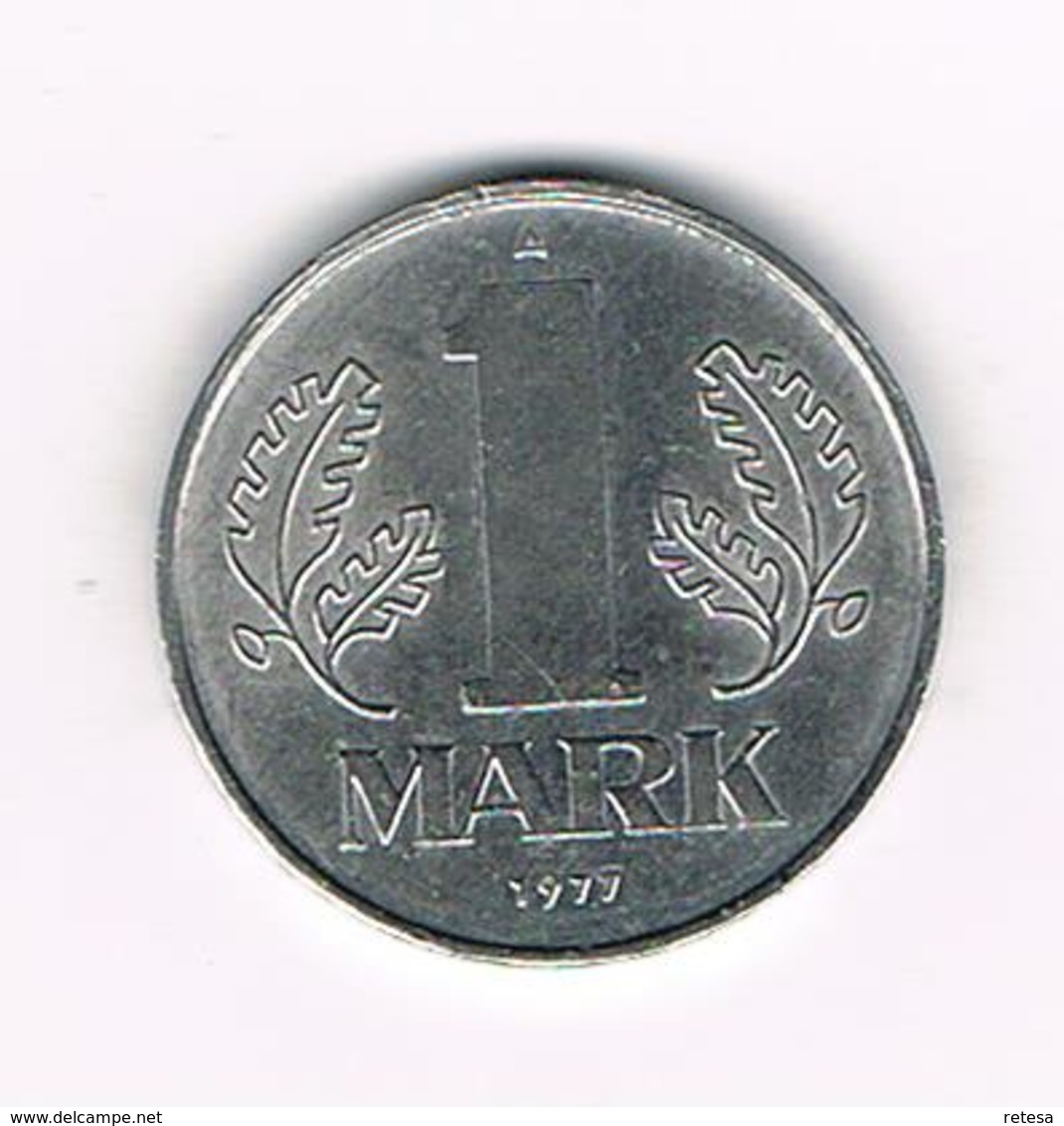 //  D.D.R. 1 MARK  1977 A - 1 Mark